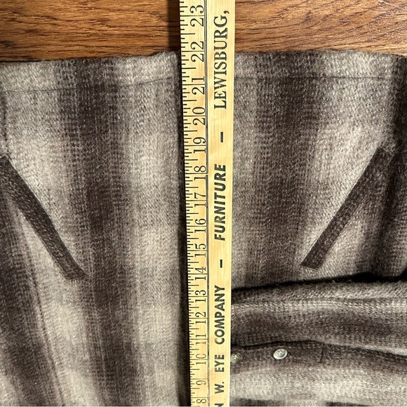 Vintage REAL Clothes by SAKS Fifth Avenue Plaid Wool Jacket Size Medium - Picture 13 of 16